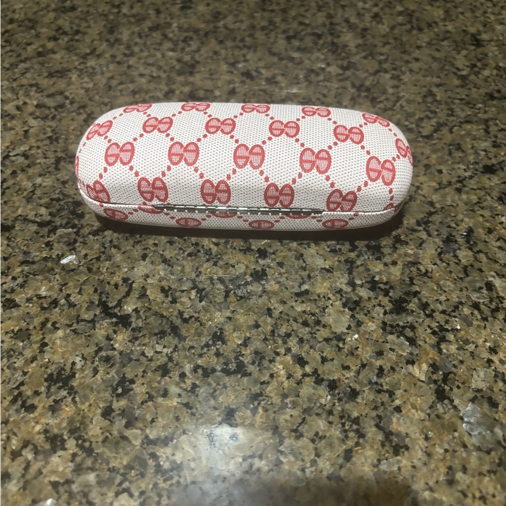 Gucci Red Logo Pattern Eyeglass Case - Picture 2 of 6